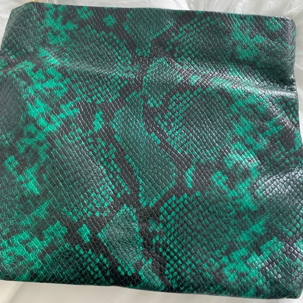 Michael Kors Emerald Snakeskin Clutch - Picture 5 of 14